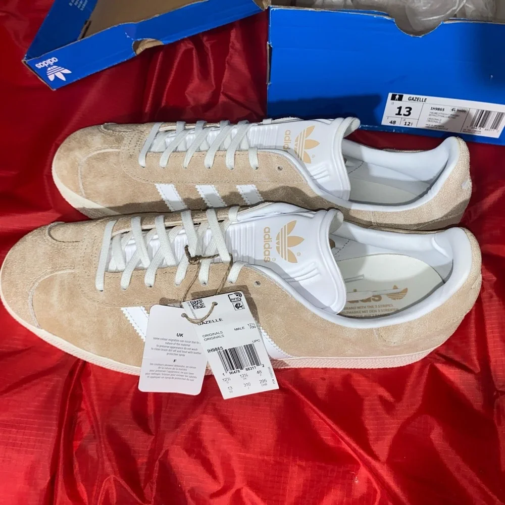 Adidas Gazelle Casual Shoes Men Size 13 Magic Beige Cloud White IH9865
